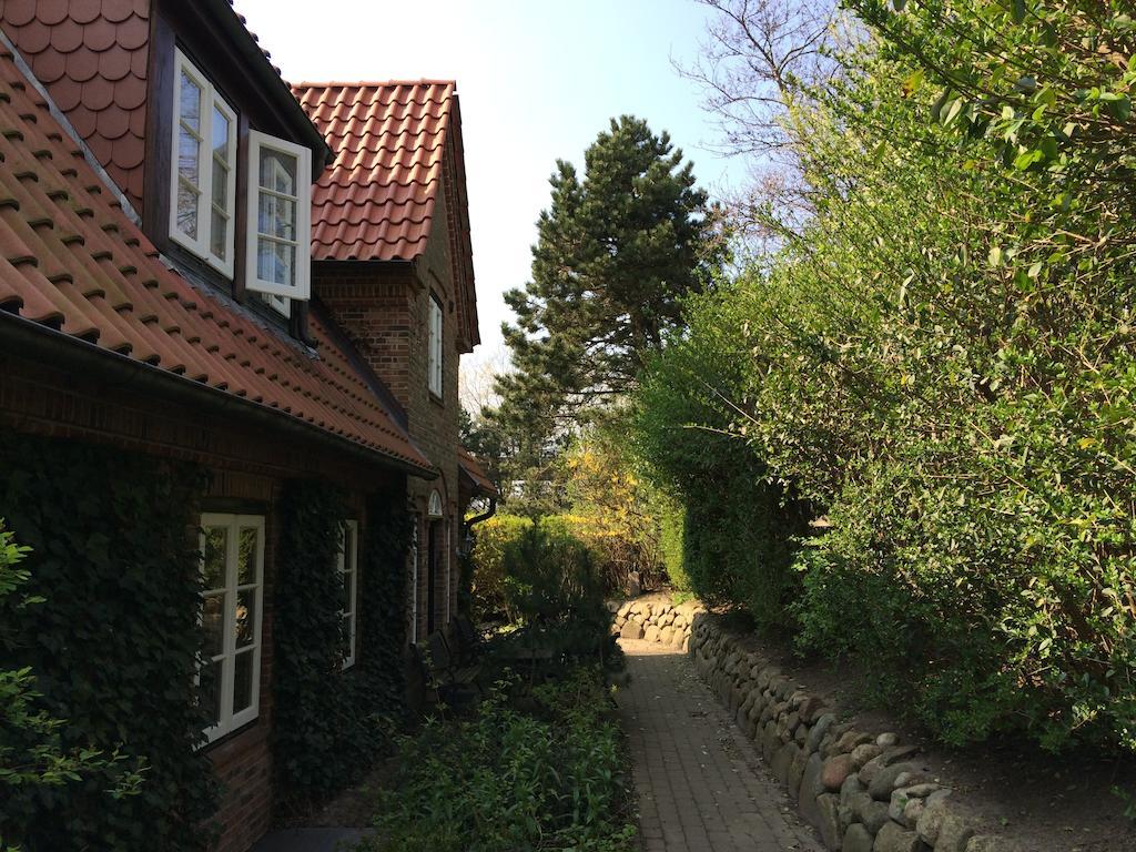 Ferienhaeuser Im Sylter Gartenweg エクステリア 写真